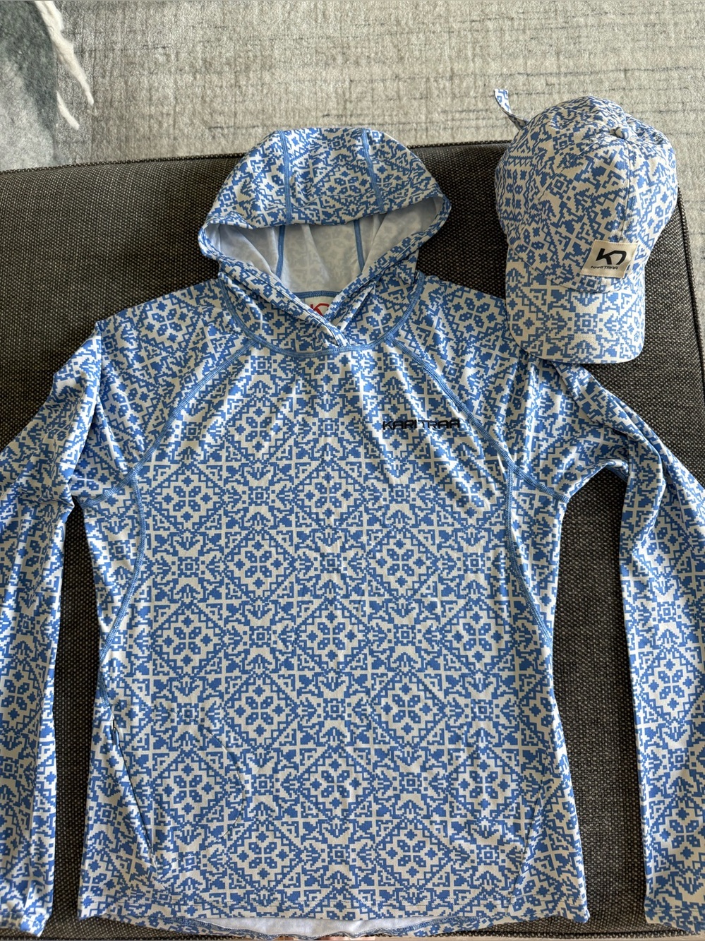 Kari Traa Sanne Sunshirt Details and 🧢